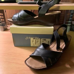 St. John’s Bay shoes women Size 10m -3 colors
